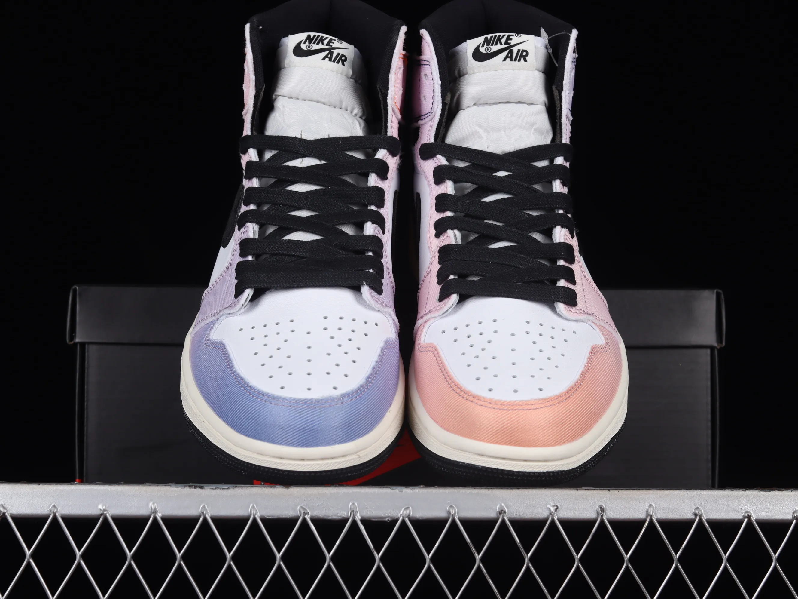 All categories Air Jordan Jordan series basketball shoes Air Jordan 1 High Air Jordan 1 High OG "Skyline" AJ1 Jordan 1 denim high-top basketball shoes DX0054-805
